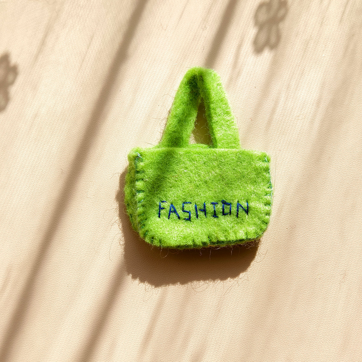 Pocket Boutique Bags – Mini Wool Felt Handbag Ornaments