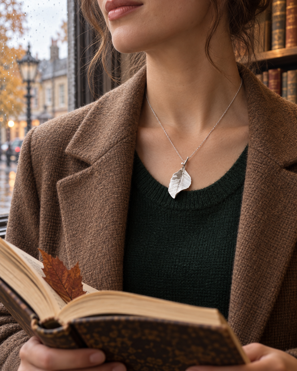 Autumn Leaf Keepsake Pendant – S925 Sterling Silver or Gold-Plated Silver