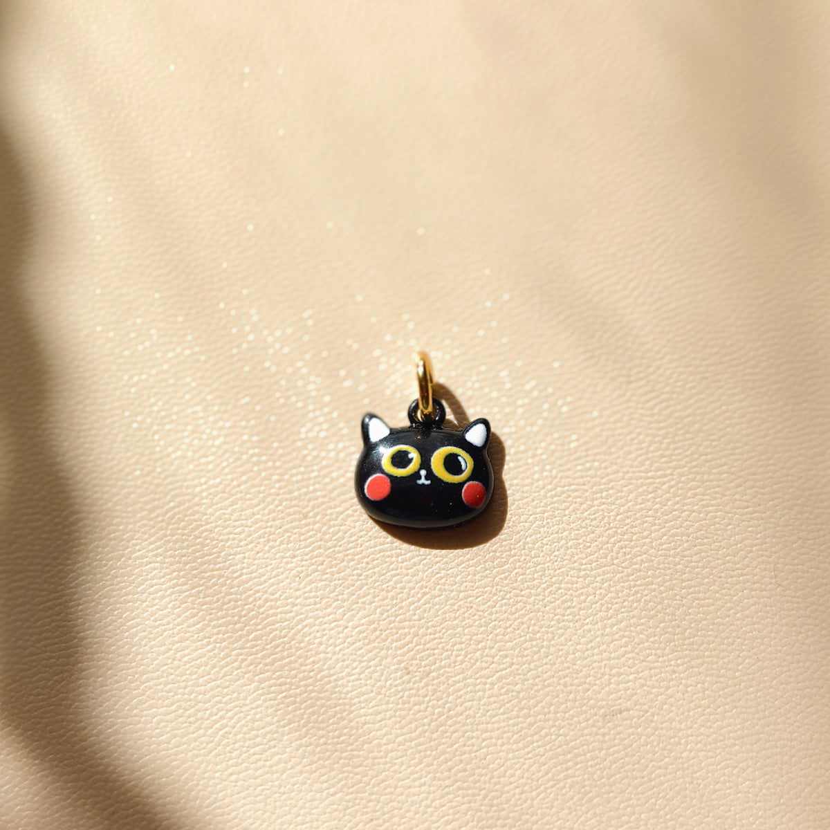The Eleven O’Clock Window Club – Copper Cat Face Charms & Pendants