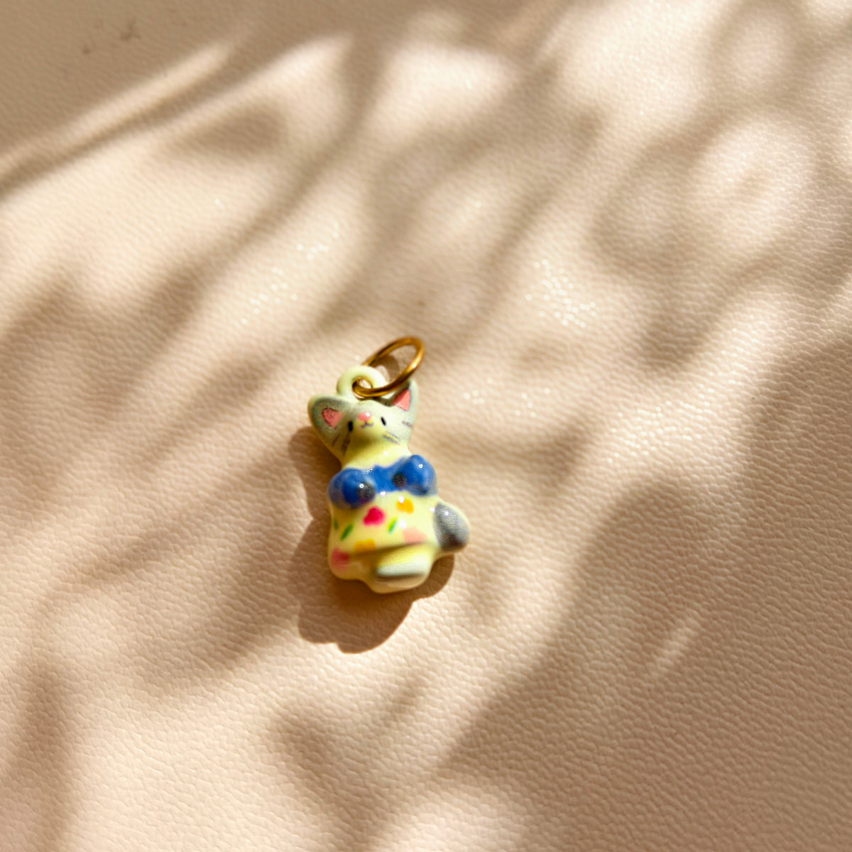 No. 3 Posy Belle charm, actual product photograph