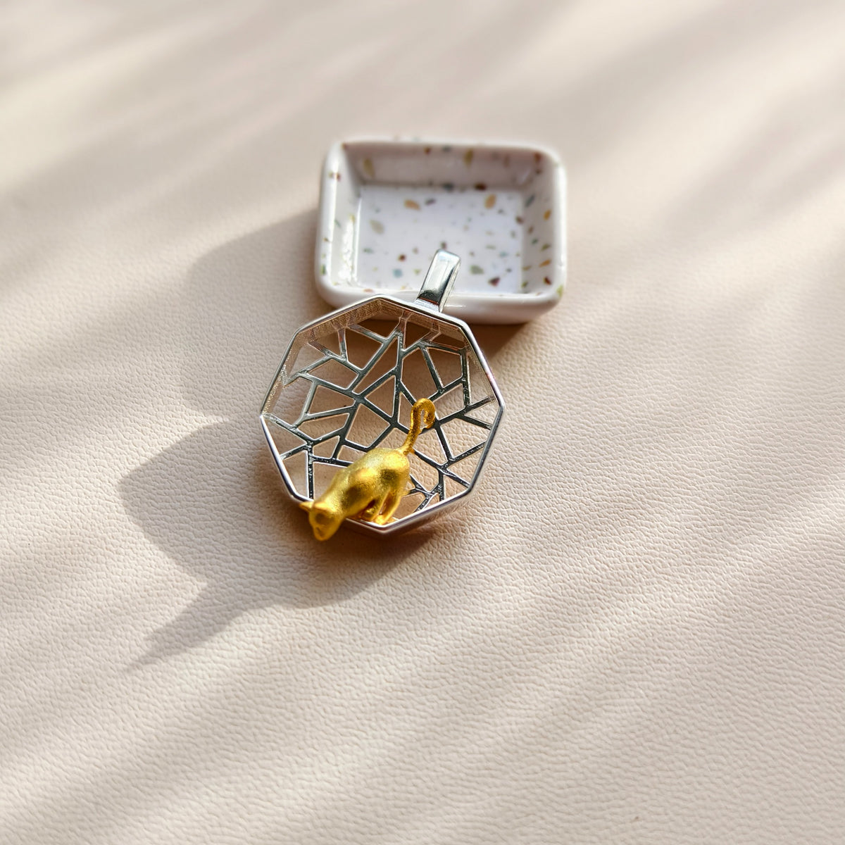 Playful Window Cat Pendant – S925 Sterling Silver, Gold Plated