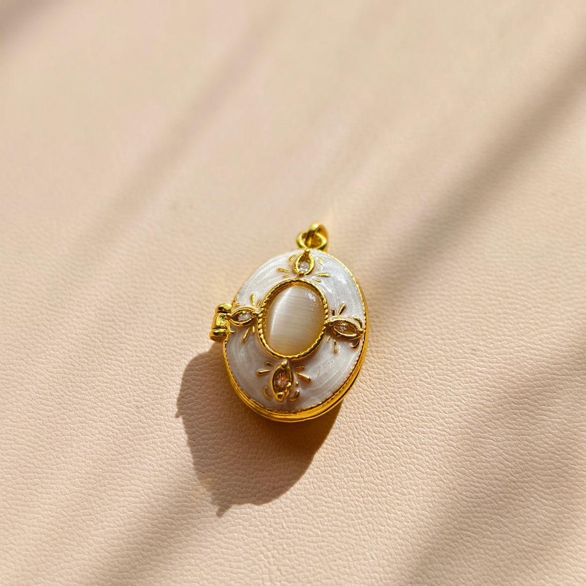 The Secret Keepsake Society – Copper Opening Locket Charms & Pendants