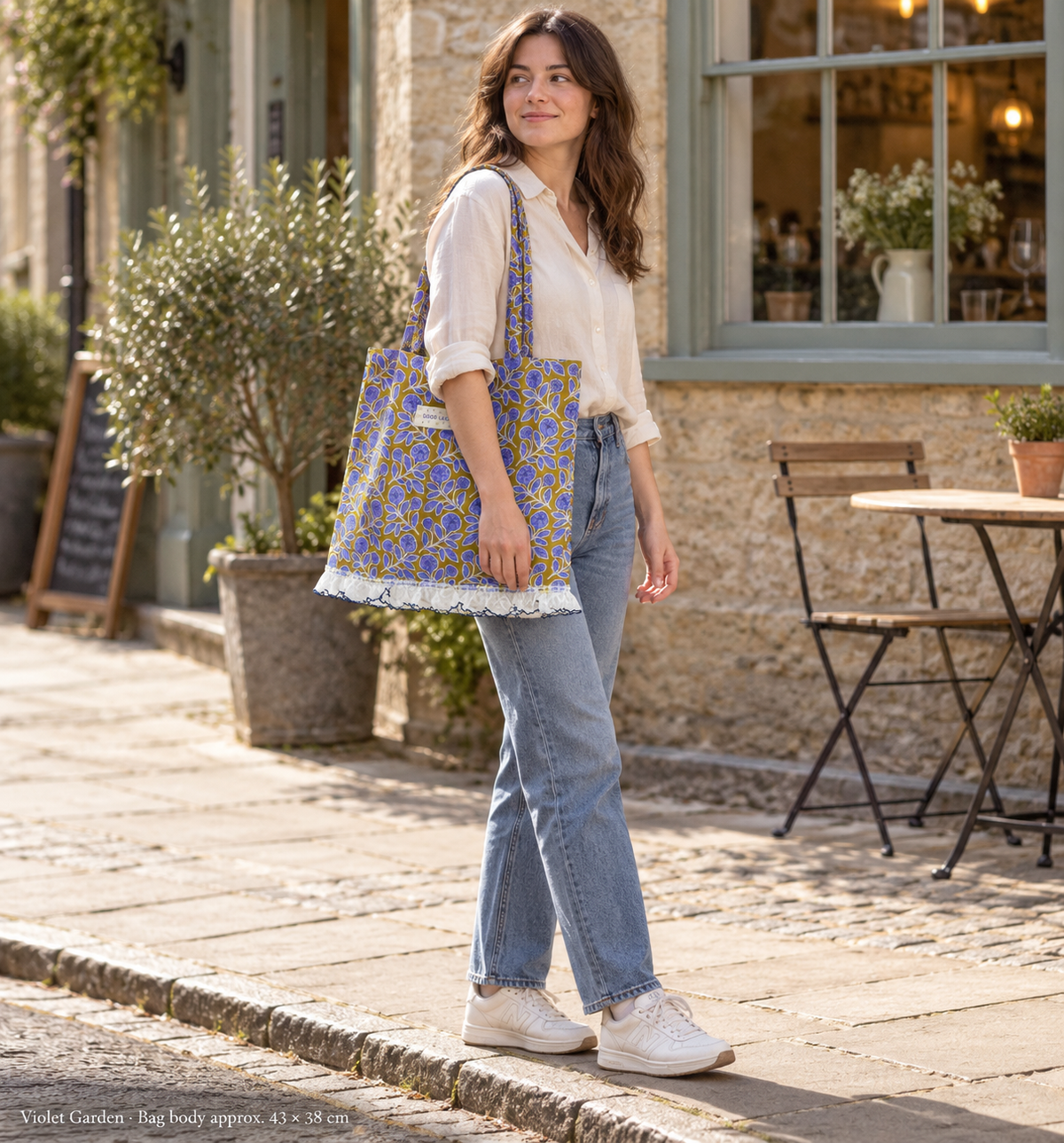 Violet Garden – Floral Ruffle Tote