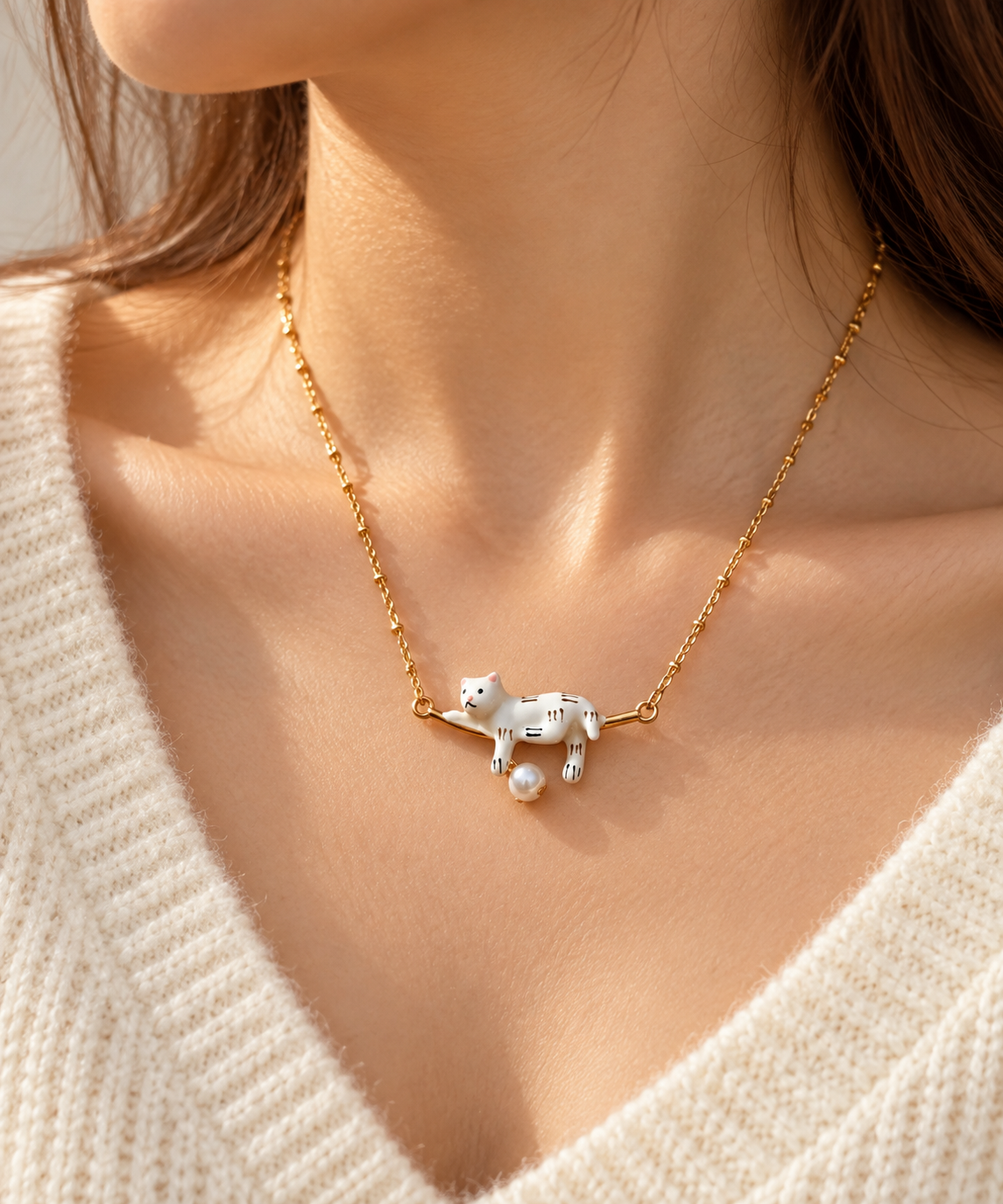 White Cat Charm Necklace – Copper Alloy